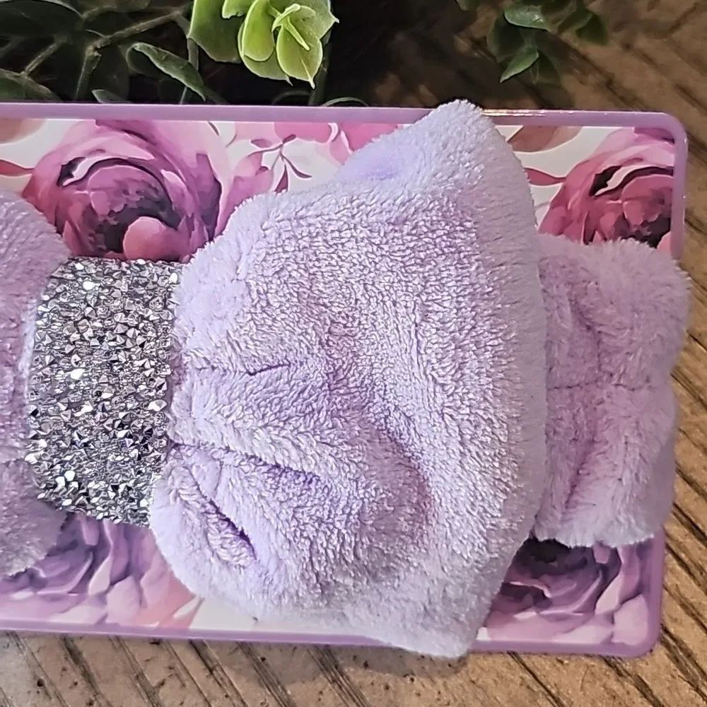 Spa make-up headband NWT super soft blingy - Picture 3 of 5